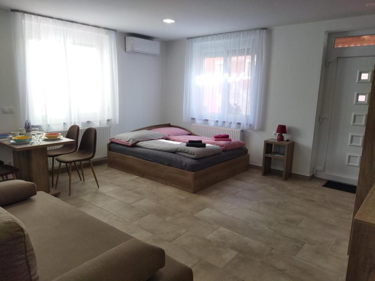 Mona Apartman ชาร์วาร์ ภายนอก รูปภาพ